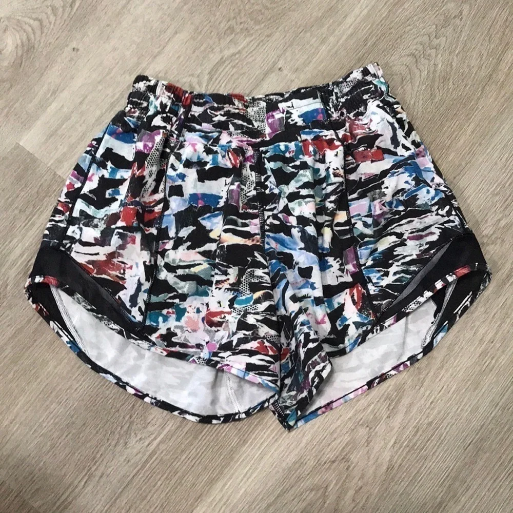 Lululemon Hotty Hot Short II (Long 4